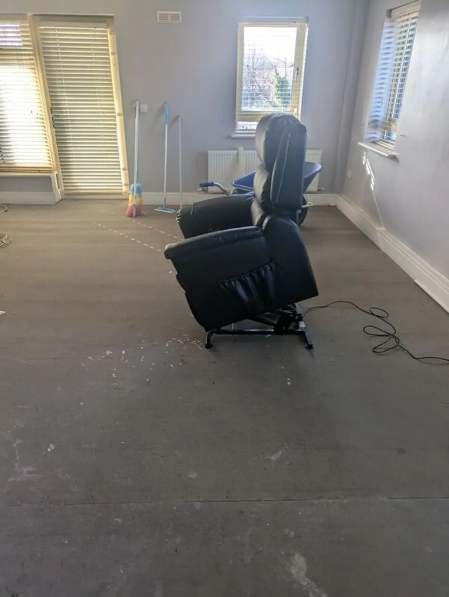 orthopedic chair electric - Image 1