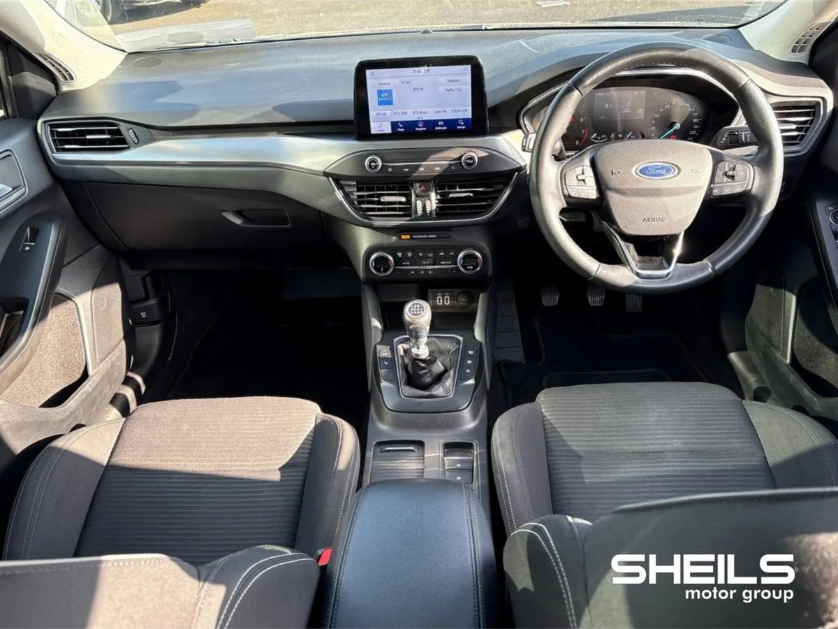 Ford Focus 1.0t Ecoboost Hybrid 125PS Titanium - Image 3