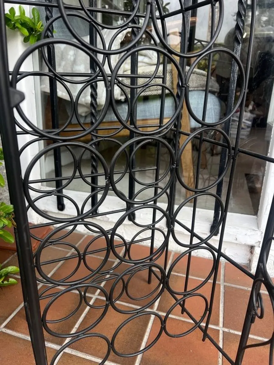 Metal frame wine rack with door - Image 3