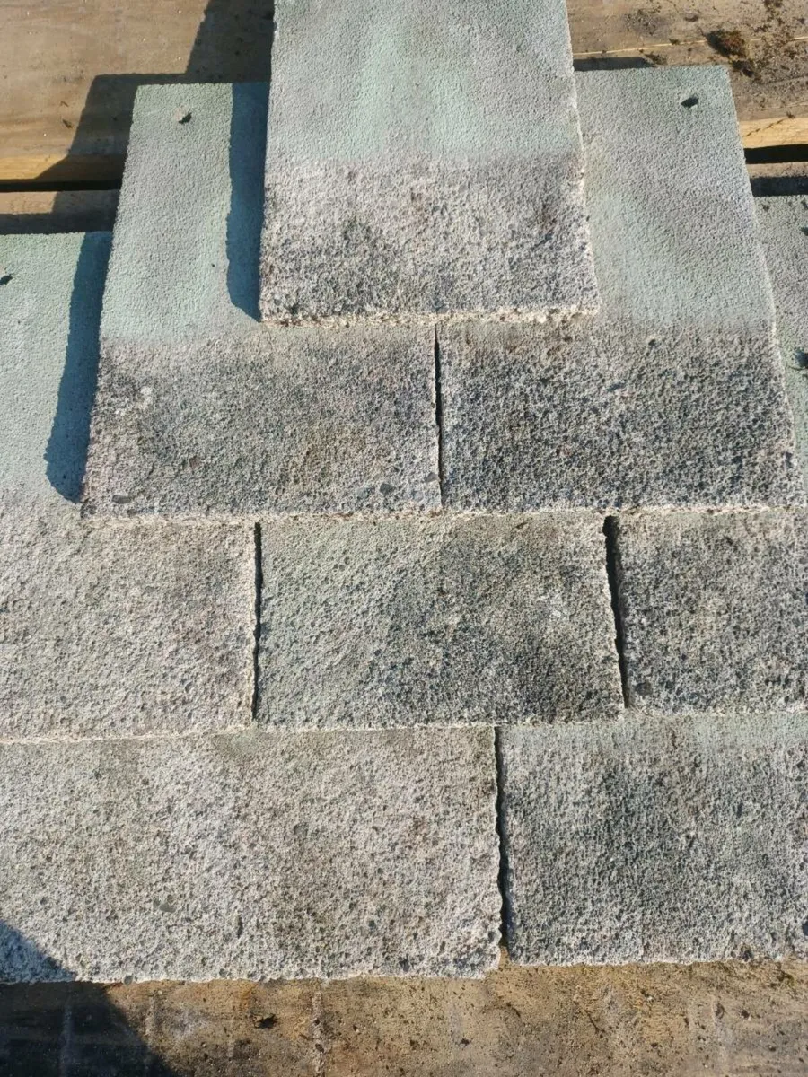 Roof tiles - Image 2