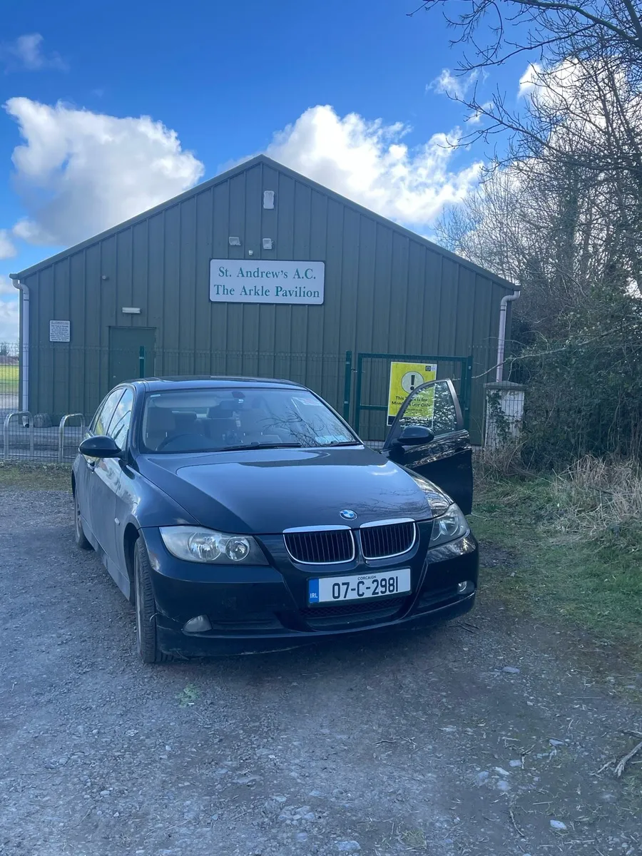 BMW 318i READ AD - Image 1