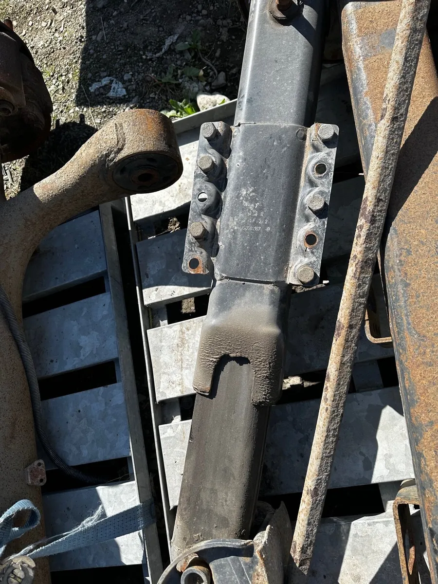JOST  landing legs - Image 3