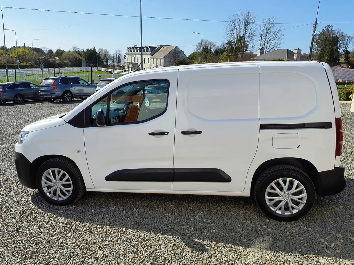 2019 Citroen Berlingo Entreprise **€49 Per Week** - Image 3