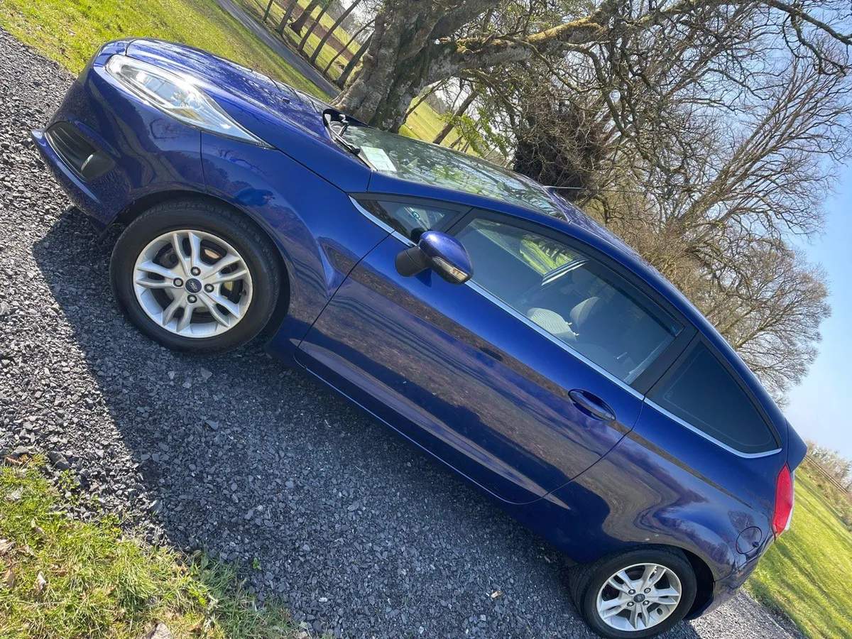 Ford fiesta - Image 4