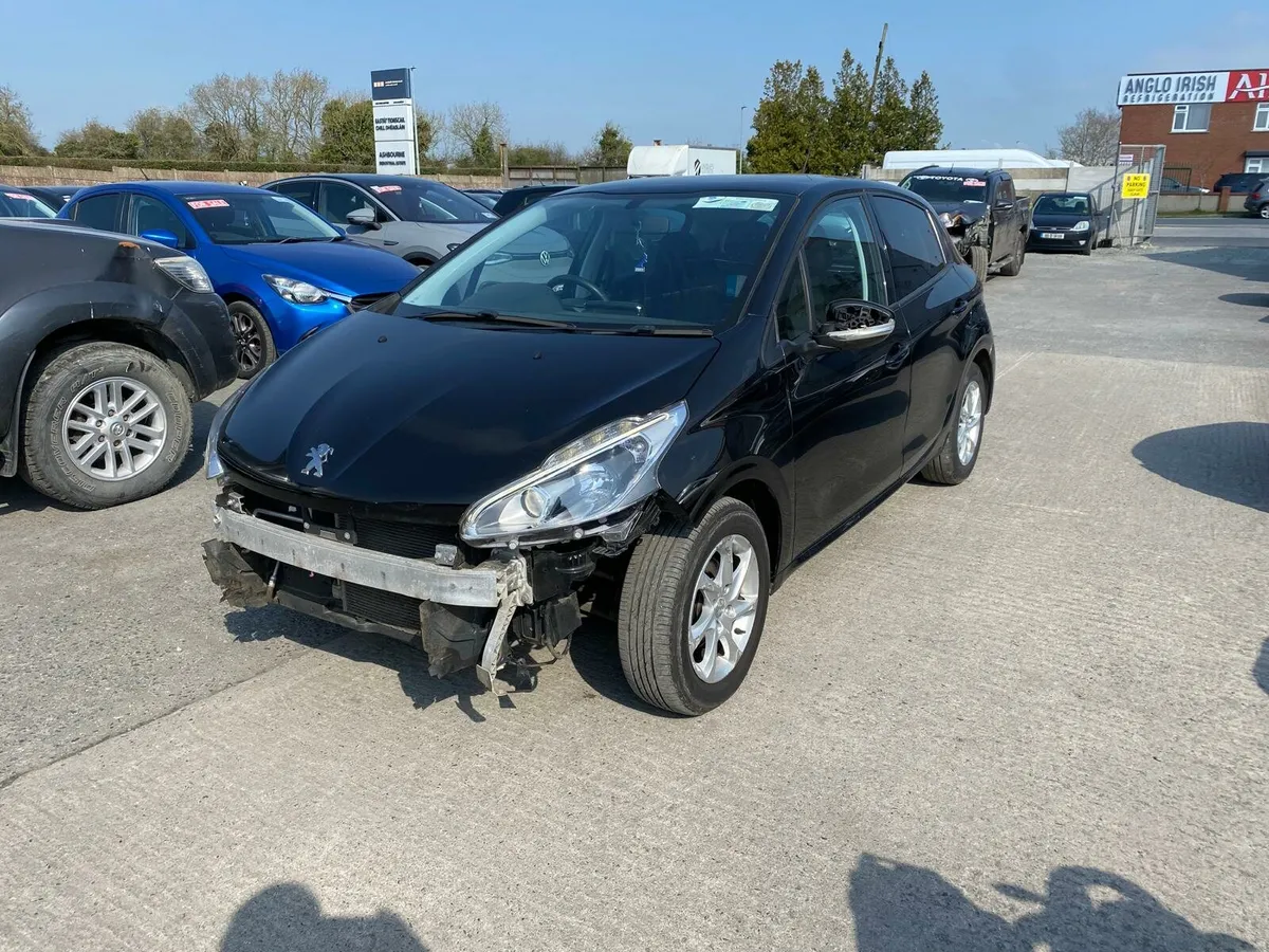 Peugeot 208 ! 2016 light frontal damage - Image 4