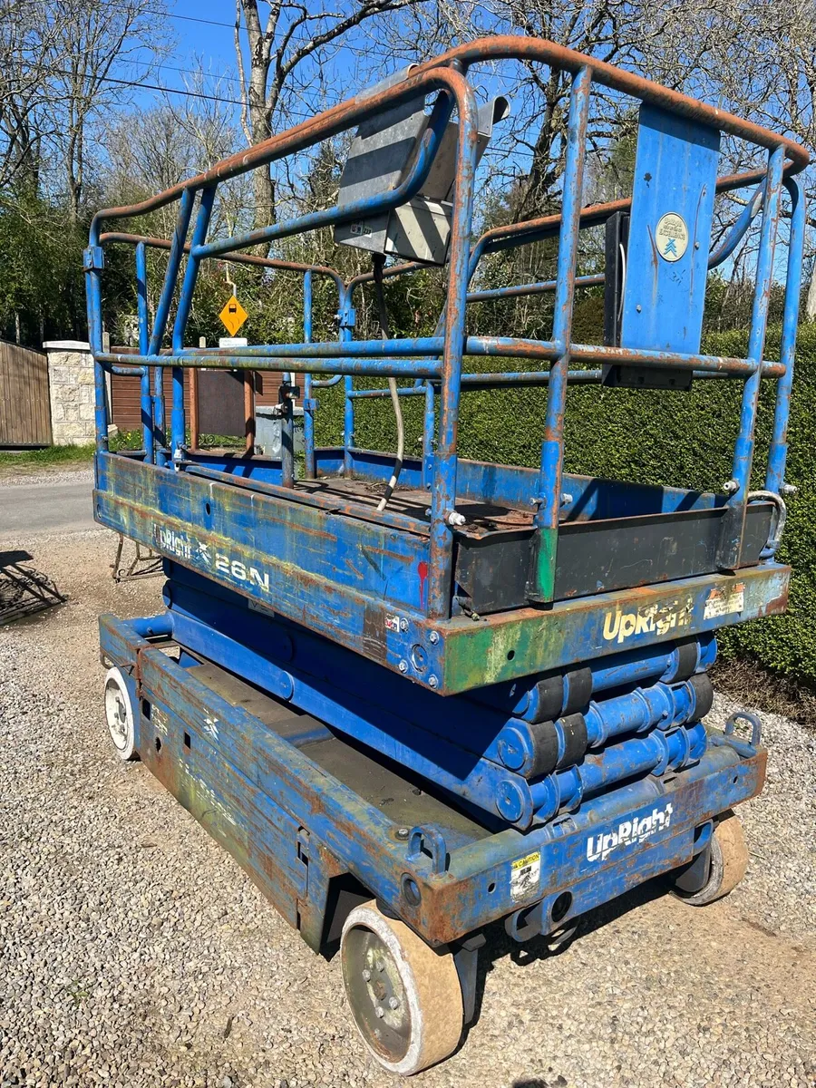 Upright hoist - Image 2