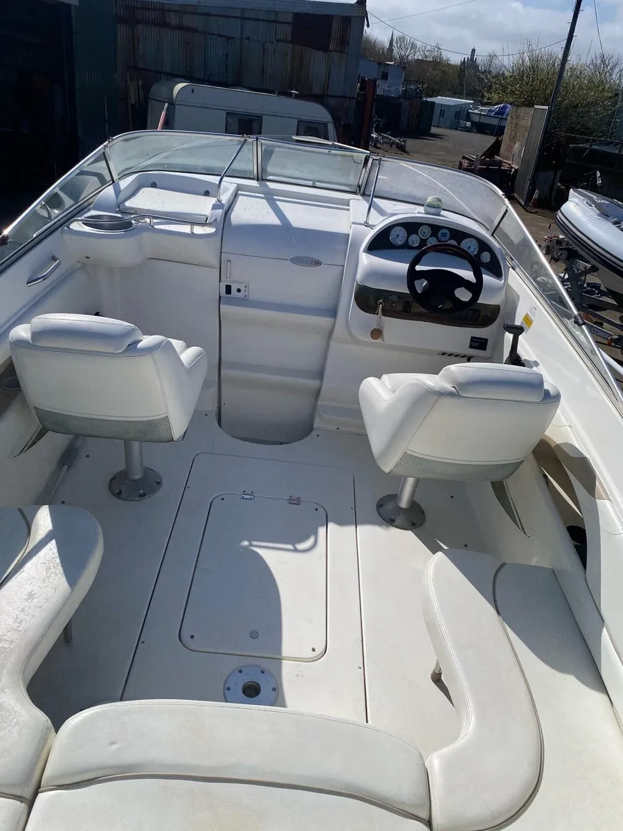Lovely Larson 220 Cabrio - Image 2