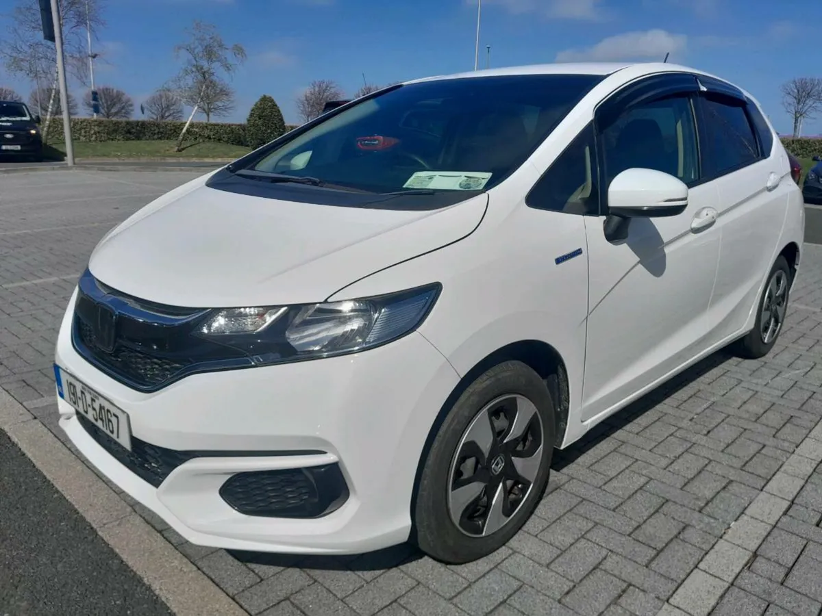 Honda Fit 2019 Hybrid 2 yr NCT Taxed Automatic - Image 2