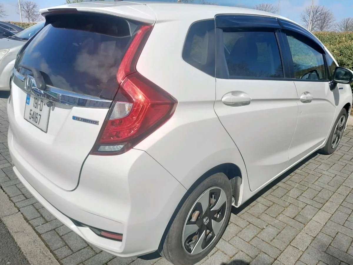Honda Fit 2019 Hybrid 2 yr NCT Taxed Automatic - Image 4