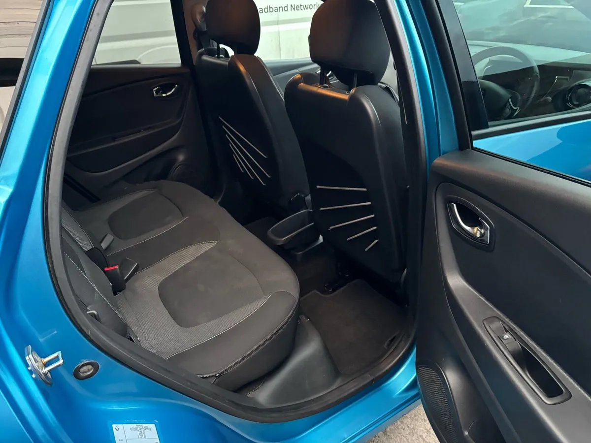 RENAULT CAPTUR ‼️ AUTOMATIC ‼️ - Image 4