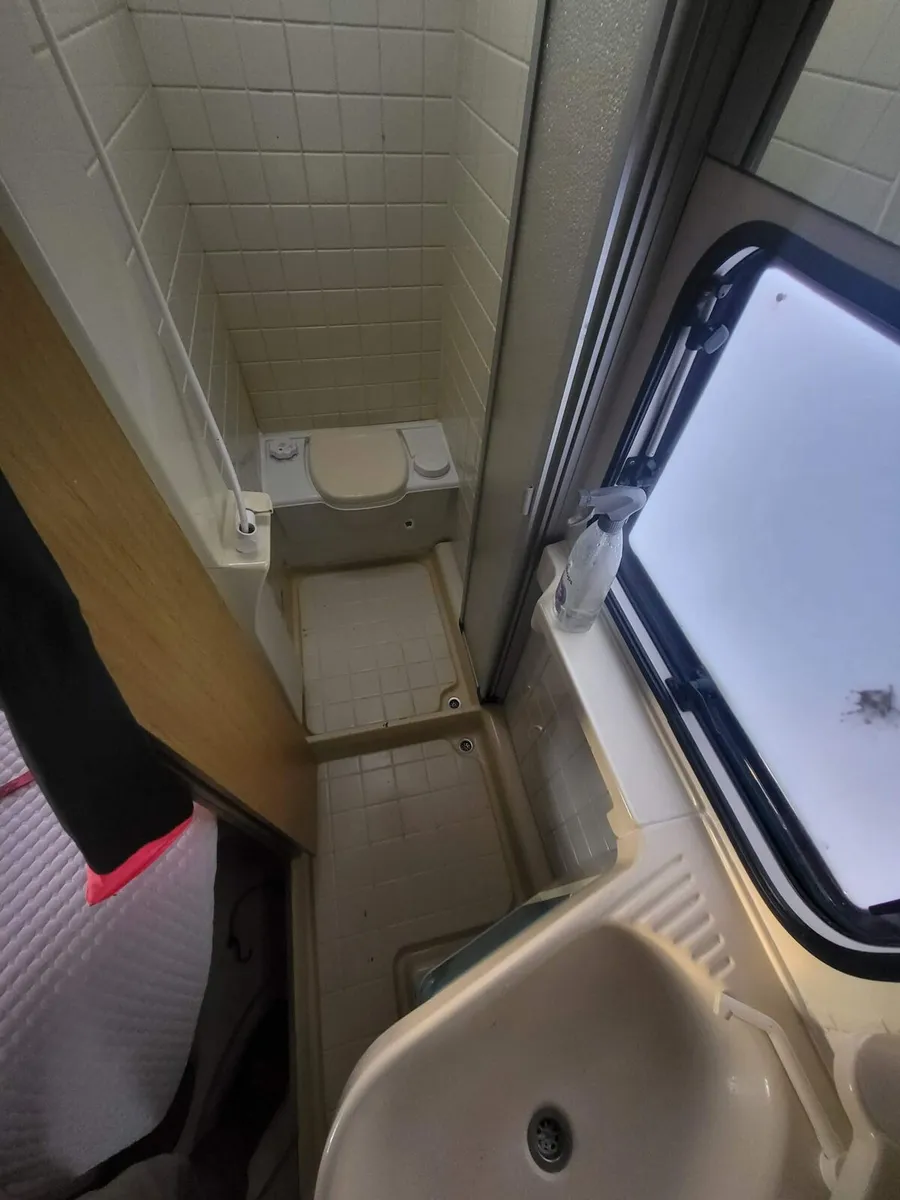 Camper Van - Image 3