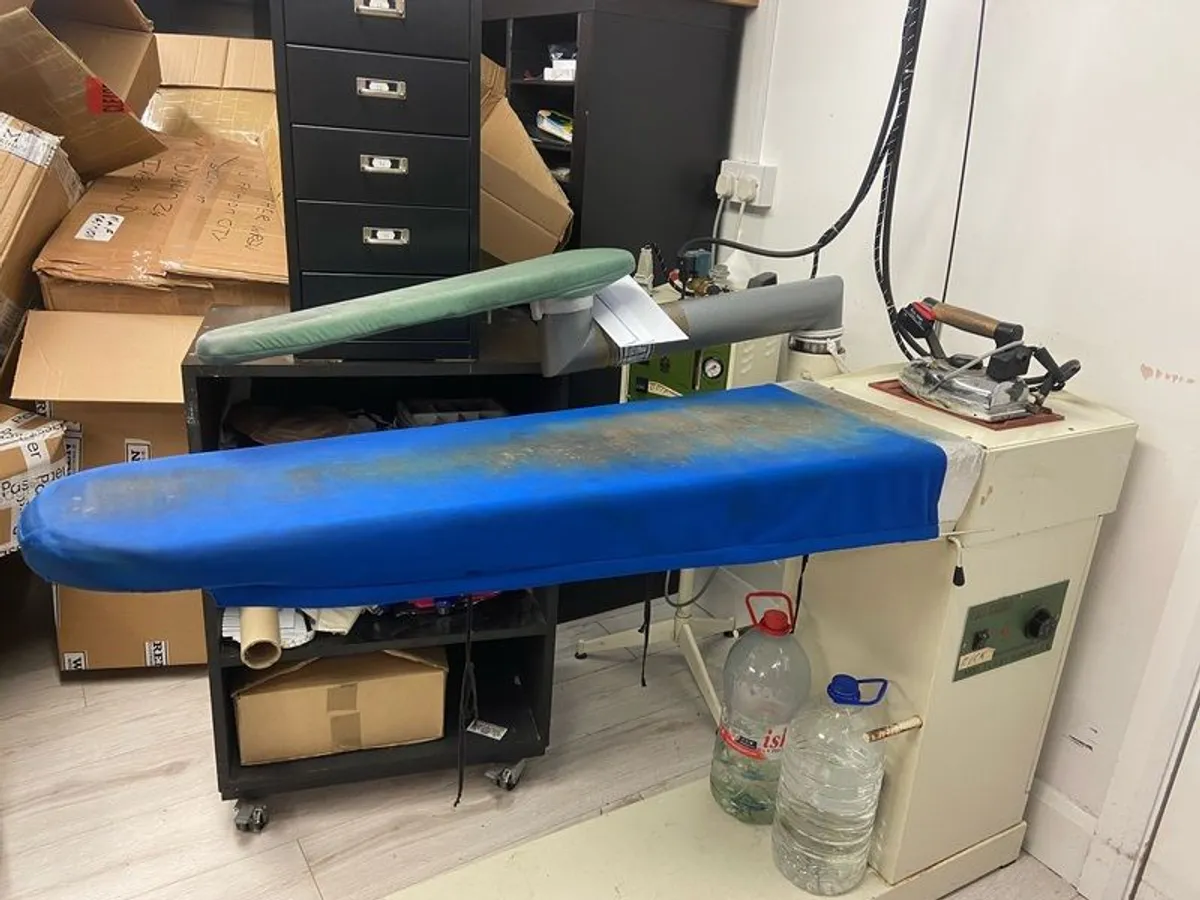 Vacuum an Ironing Equipment - Image 1