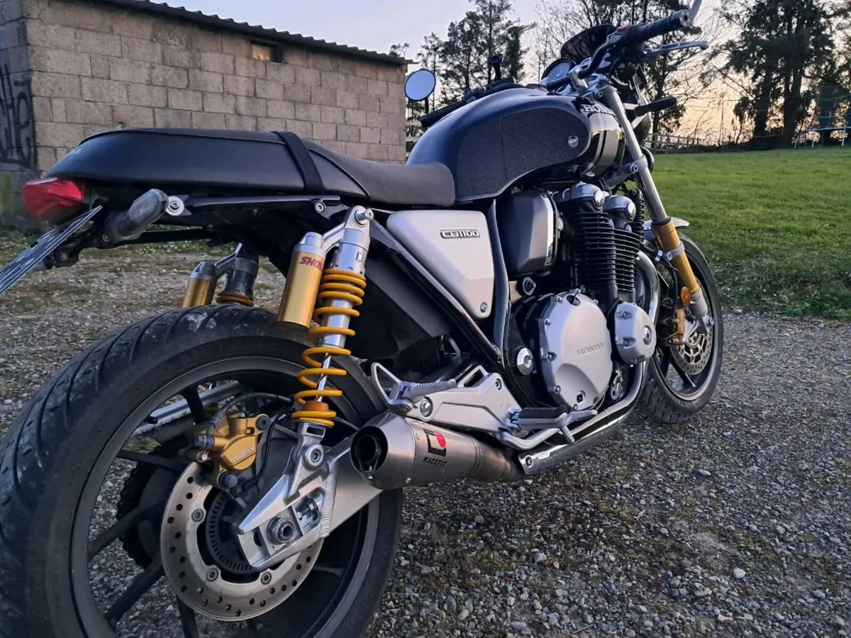 Honda cb1100rs - Image 1