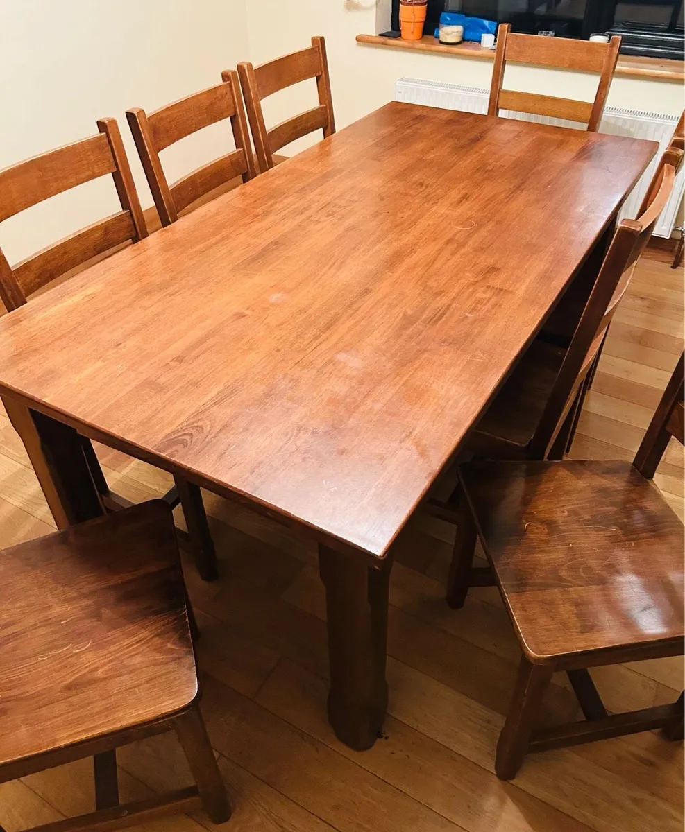 Dining table and chairs - Image 1