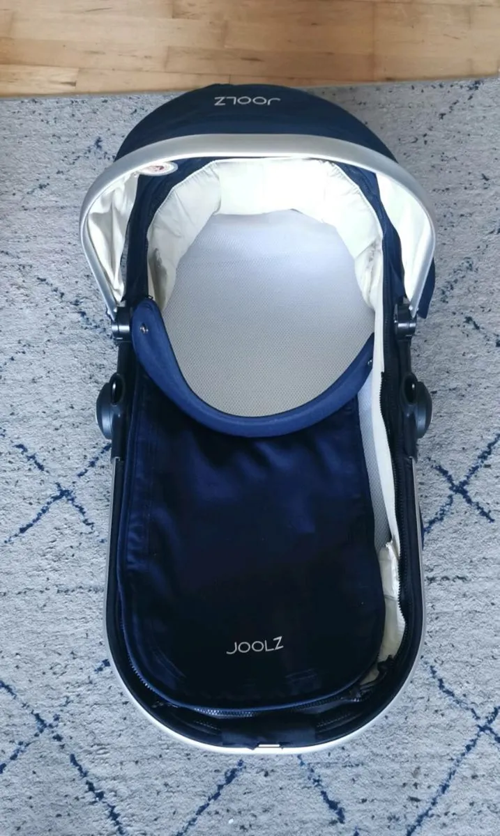 Joolz complete travel system - Image 2