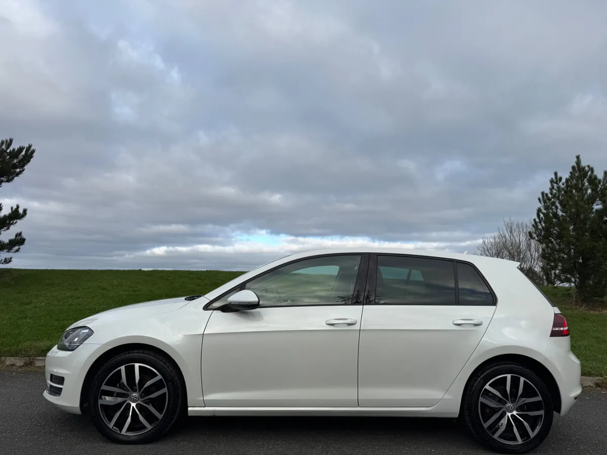 Volkswagen Golf 2017 1.4 TSI HIGHLINE AUTO - Image 4