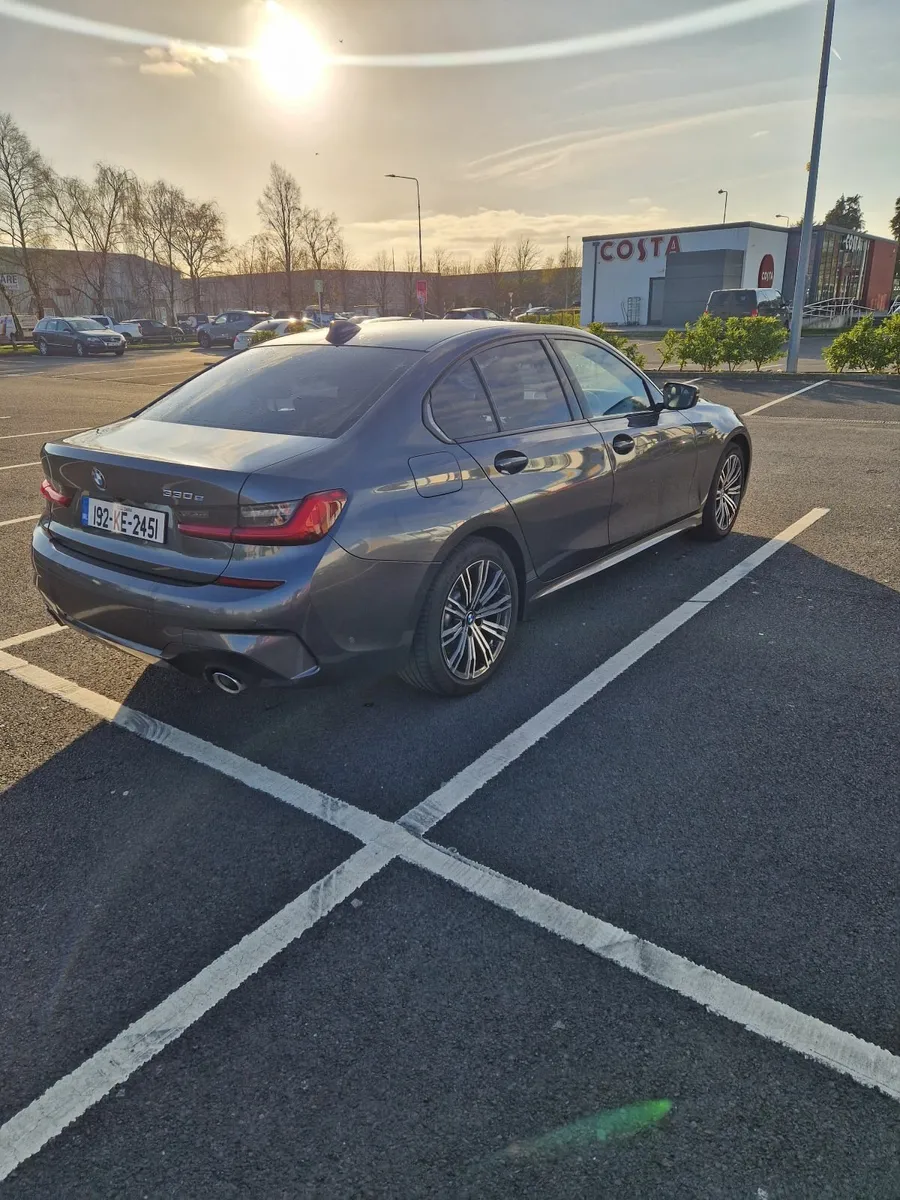 BMW 3 Series 330E - Image 1