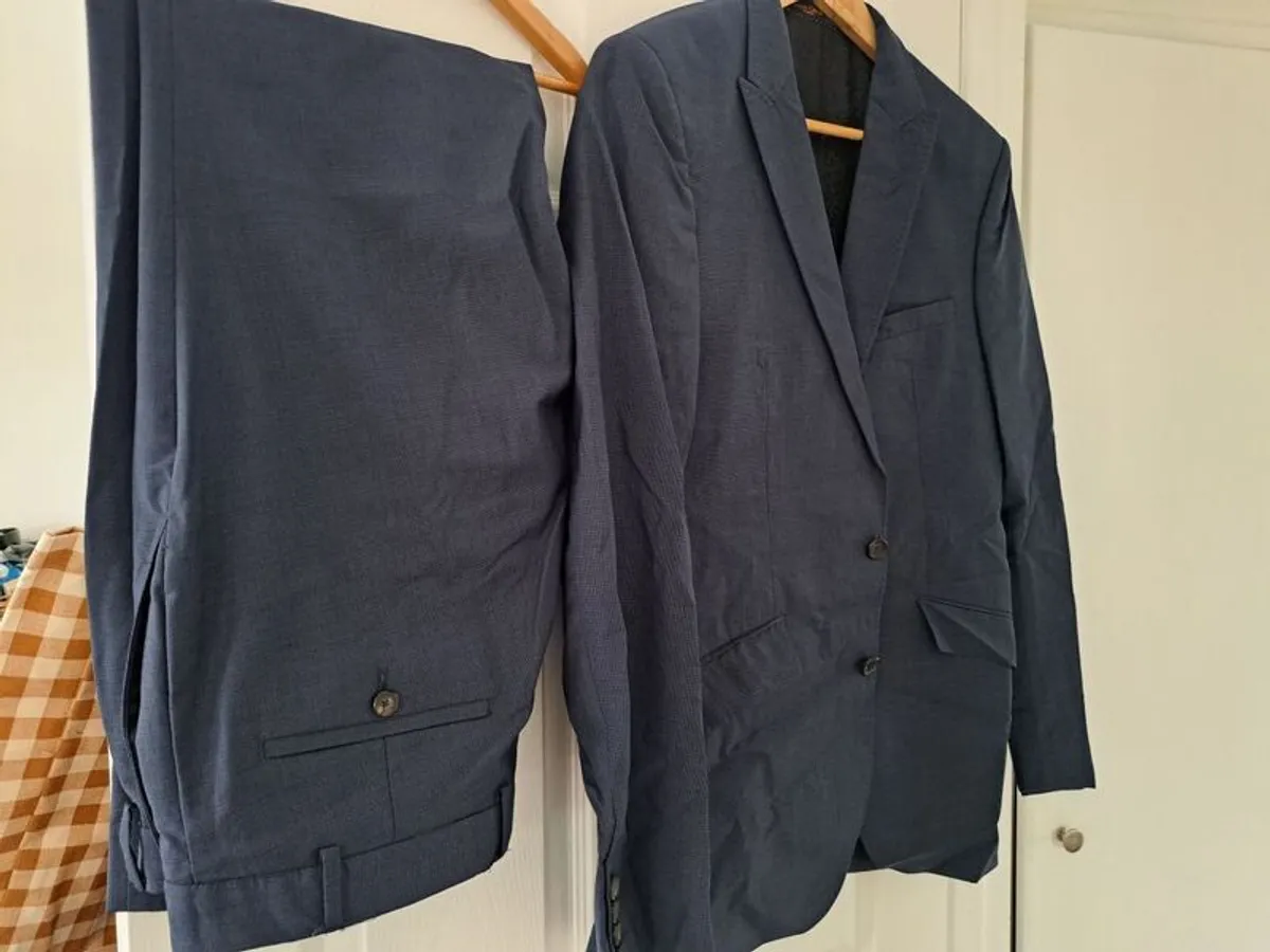 mens navy suit - Image 2