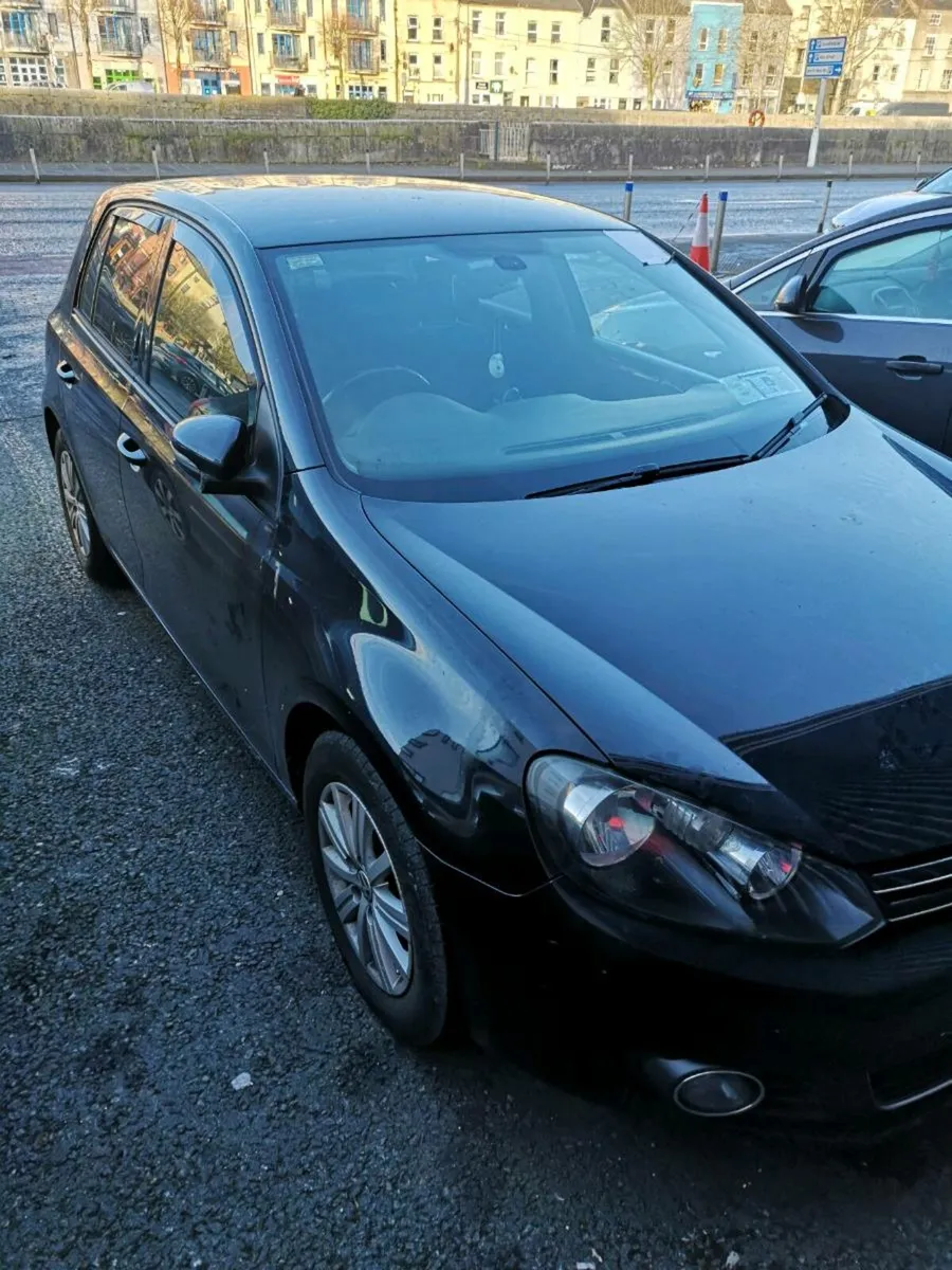 Vw golf TSI 1.2 petrol automatic low mileage only - Image 1