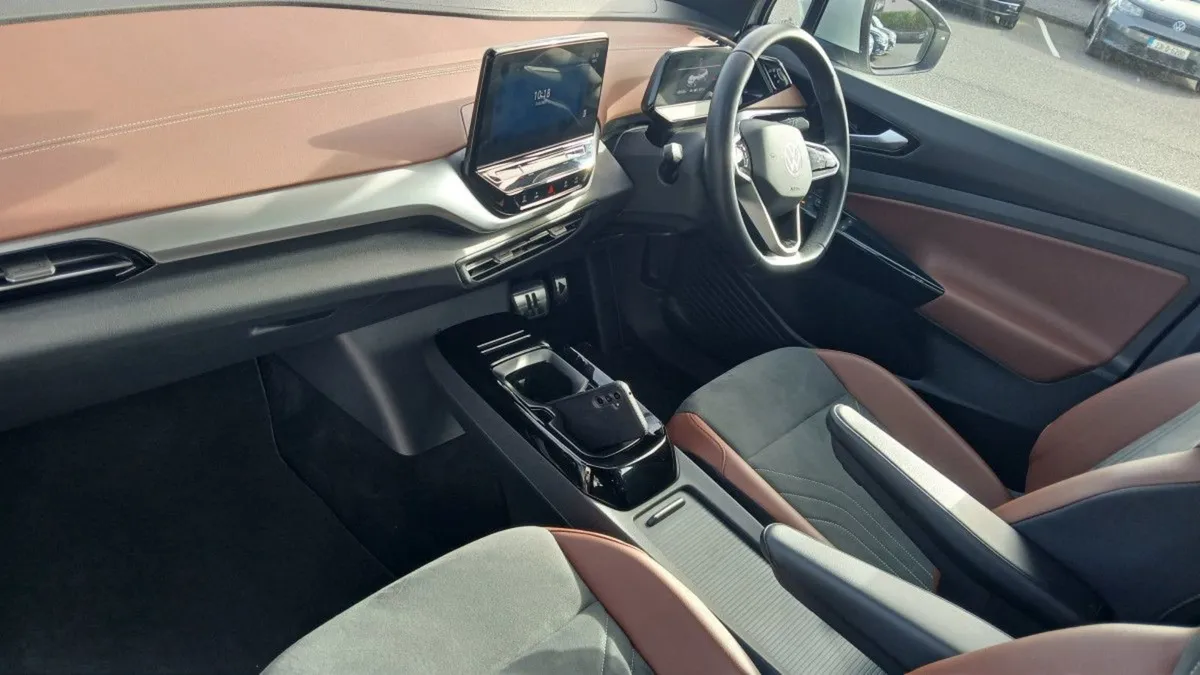 Volkswagen ID.4 Life 77kwh 204HP  fully Electric - Image 3