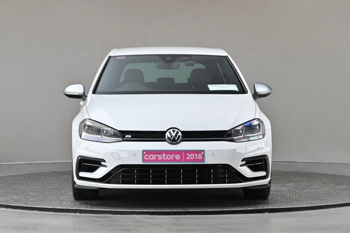 Volkswagen Golf R 2.0tsi DSG 310BHP  full Leather - Image 2