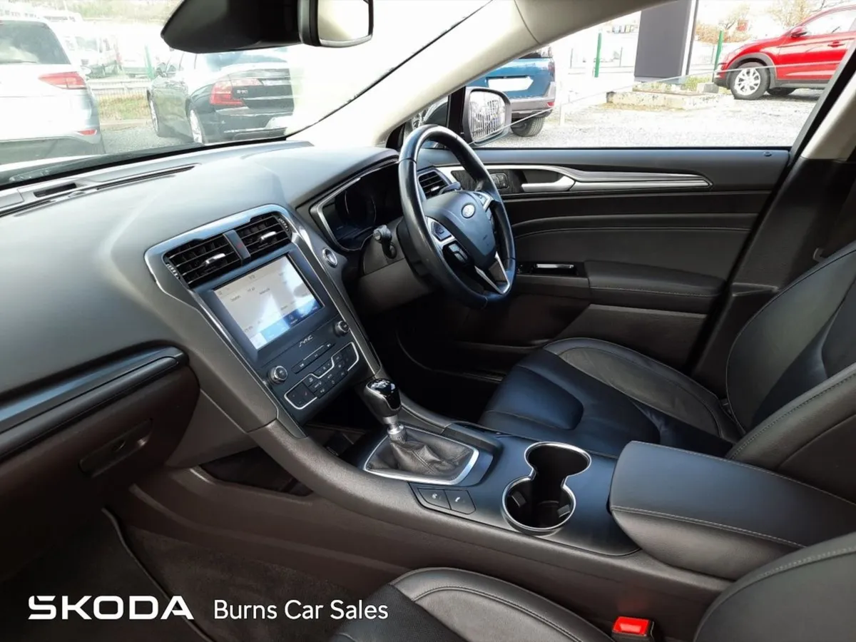 Ford Mondeo 2.0tdci 150PS Titanium - Image 4