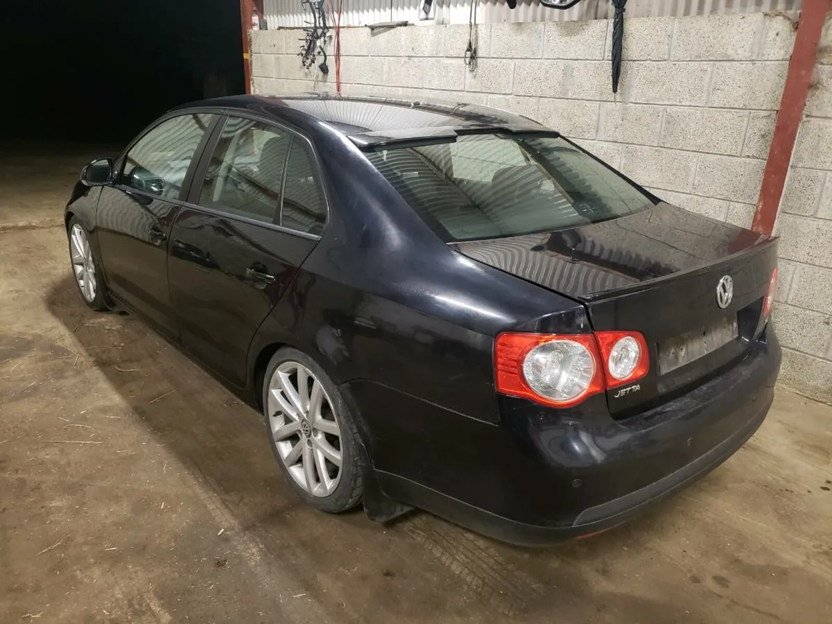 2010 Volkswagen Jetta Breaking - Image 3