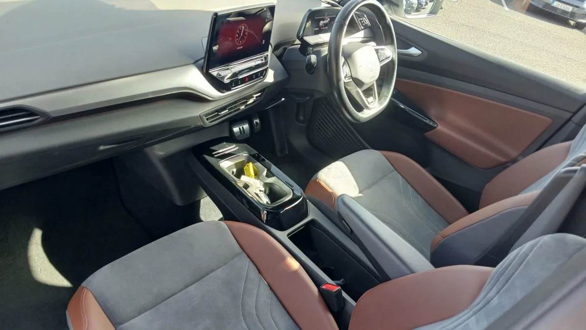 Volkswagen ID.4 Pro 1st Edition 204HP Auto  fully - Image 3