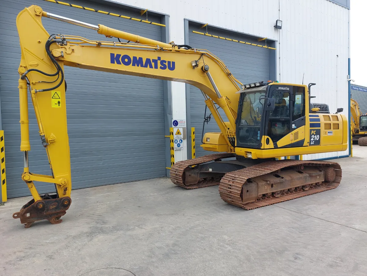 Komatsu PC210LC-11 - Image 2
