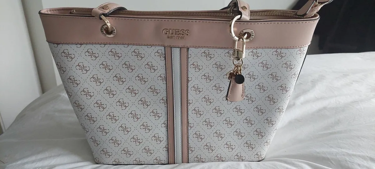 Original Guess bag brand new - Image 1