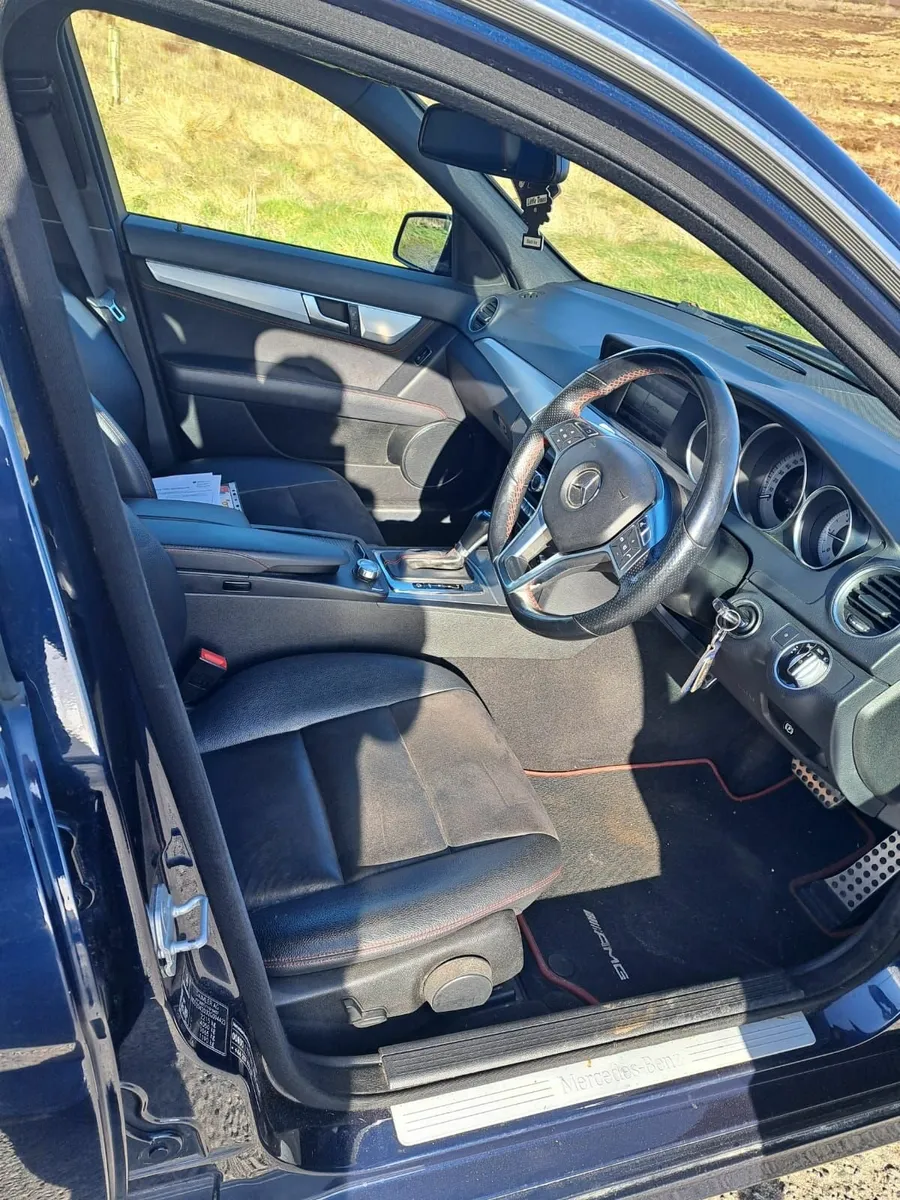 2013 C250 AMG Sport + Mercedes Benz - Image 2