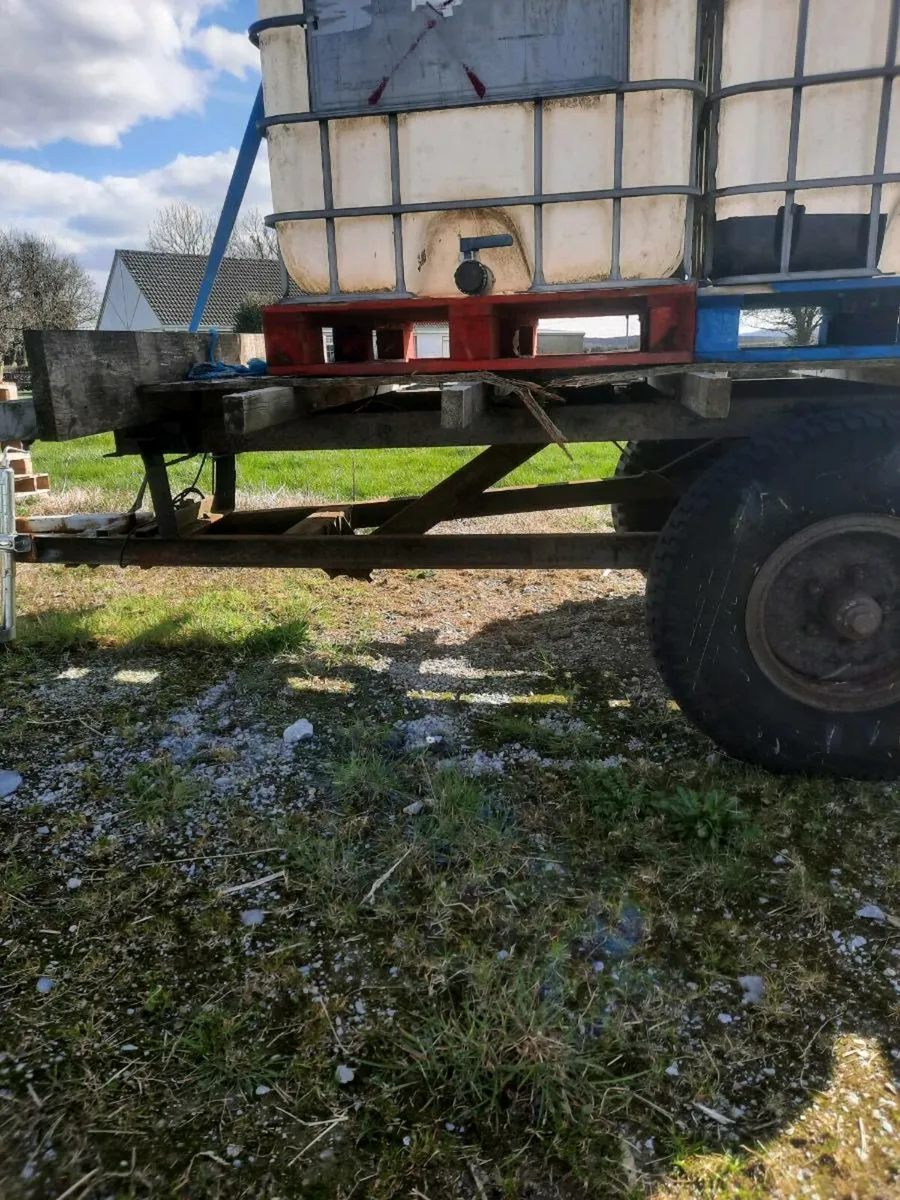 Trailer - Image 1