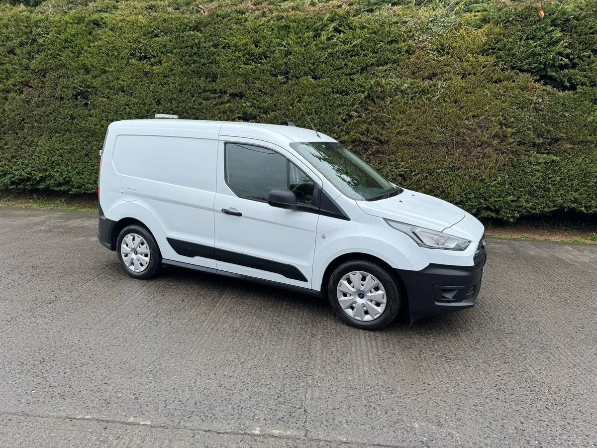Ford transit connect AIRCON  LOW MILEAGE cvrt 5/26 - Image 2