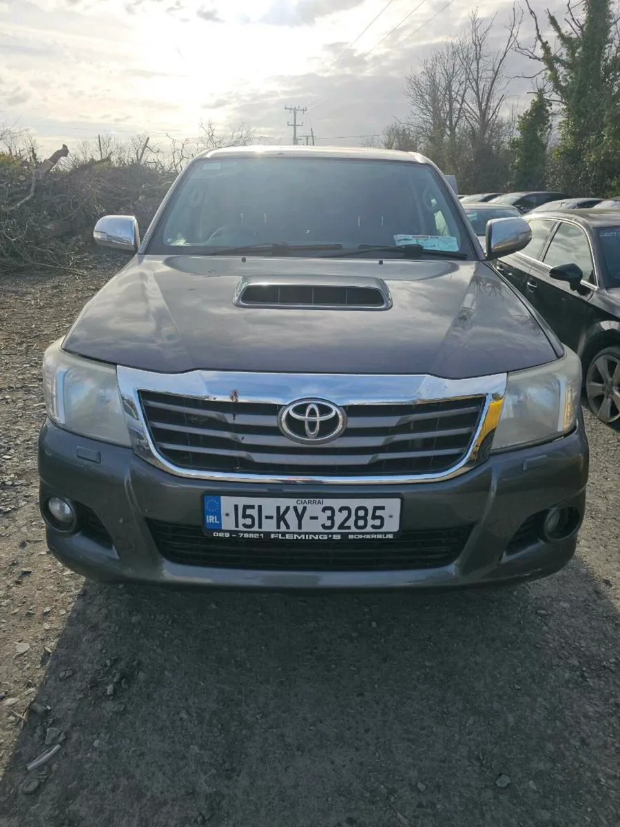 Toyota Hi Lux 2015 Starts & Drives €6,750 - Image 1