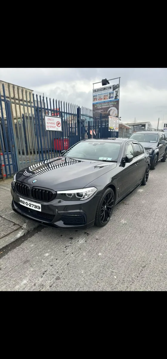 2018 BMW 530E Msport Performance pack+Sunroof - Image 2