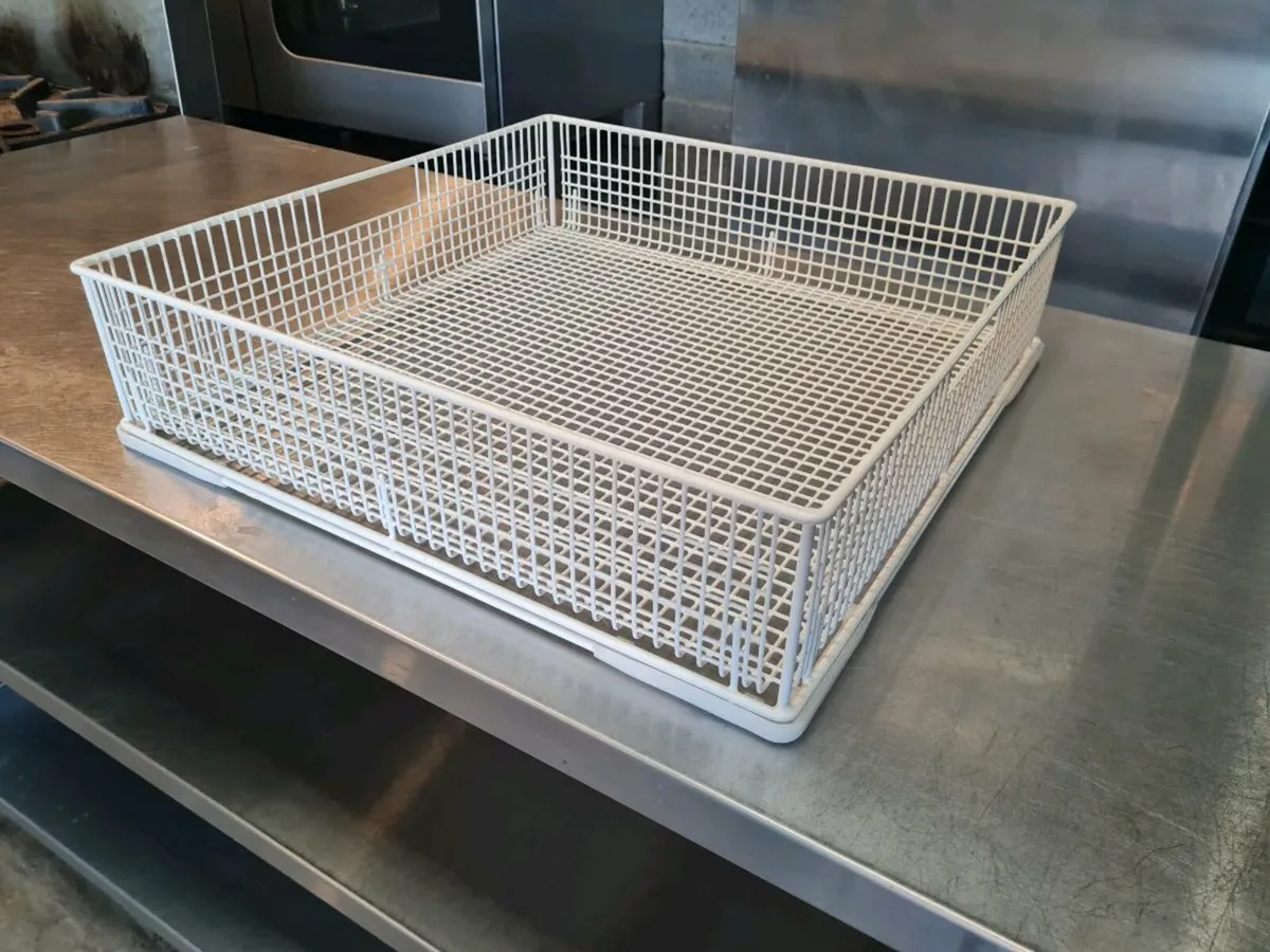Brand New Glasswasher Baskets / Trays x9 - Image 1