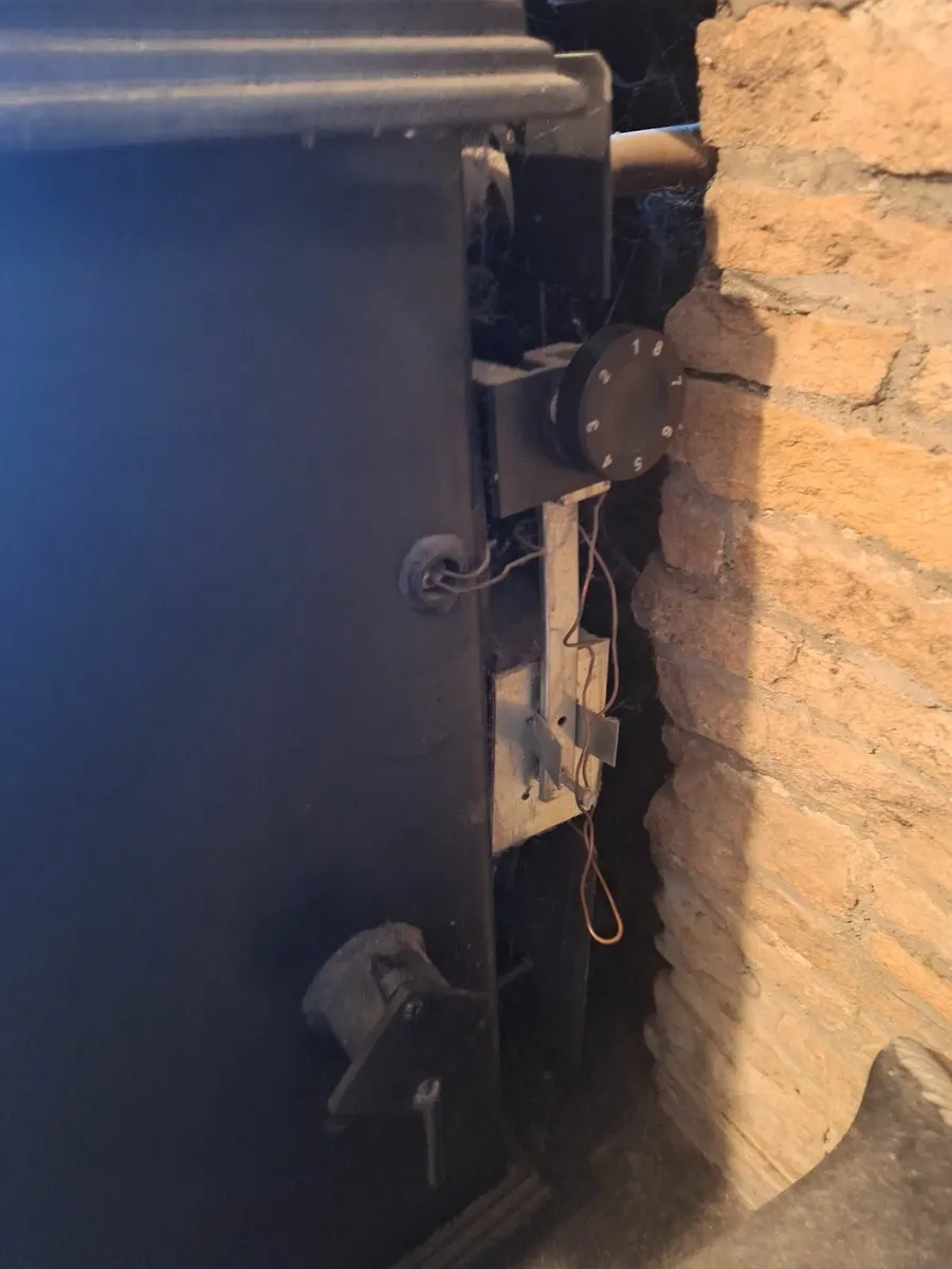 30kw Solid Fuel Stove - Image 4