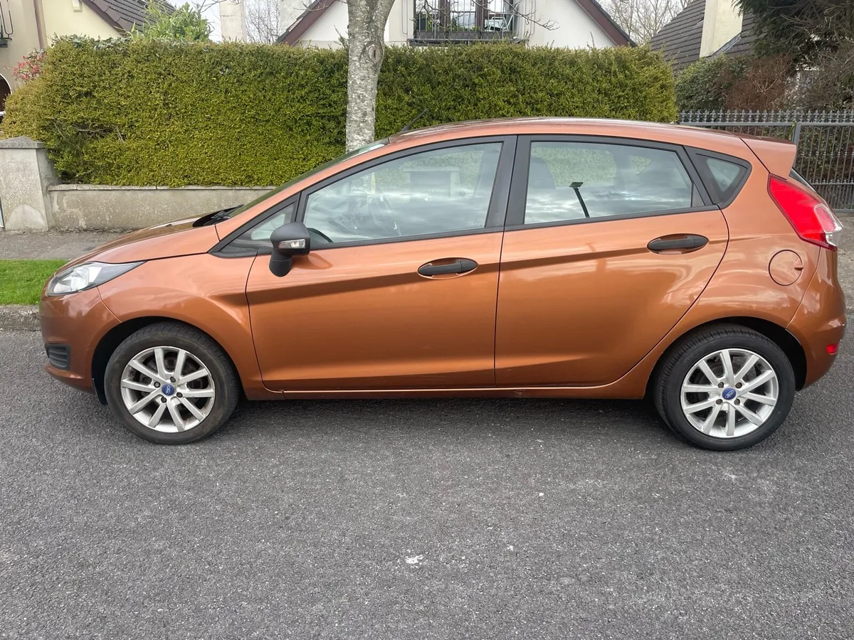 2013 FORD FIESTA  NEW NCT 03/26  IMMACULATE - Image 2