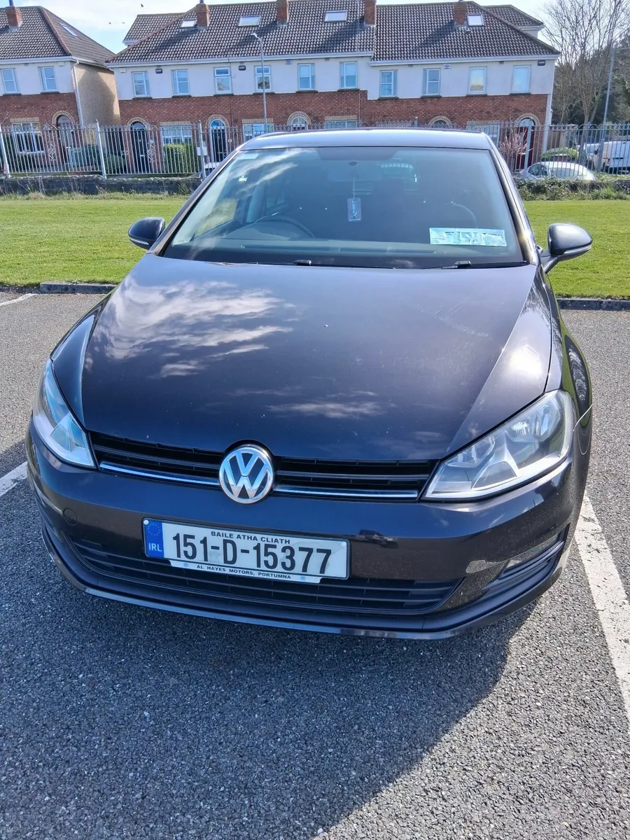 2015 Volkswagen Golf - Image 1