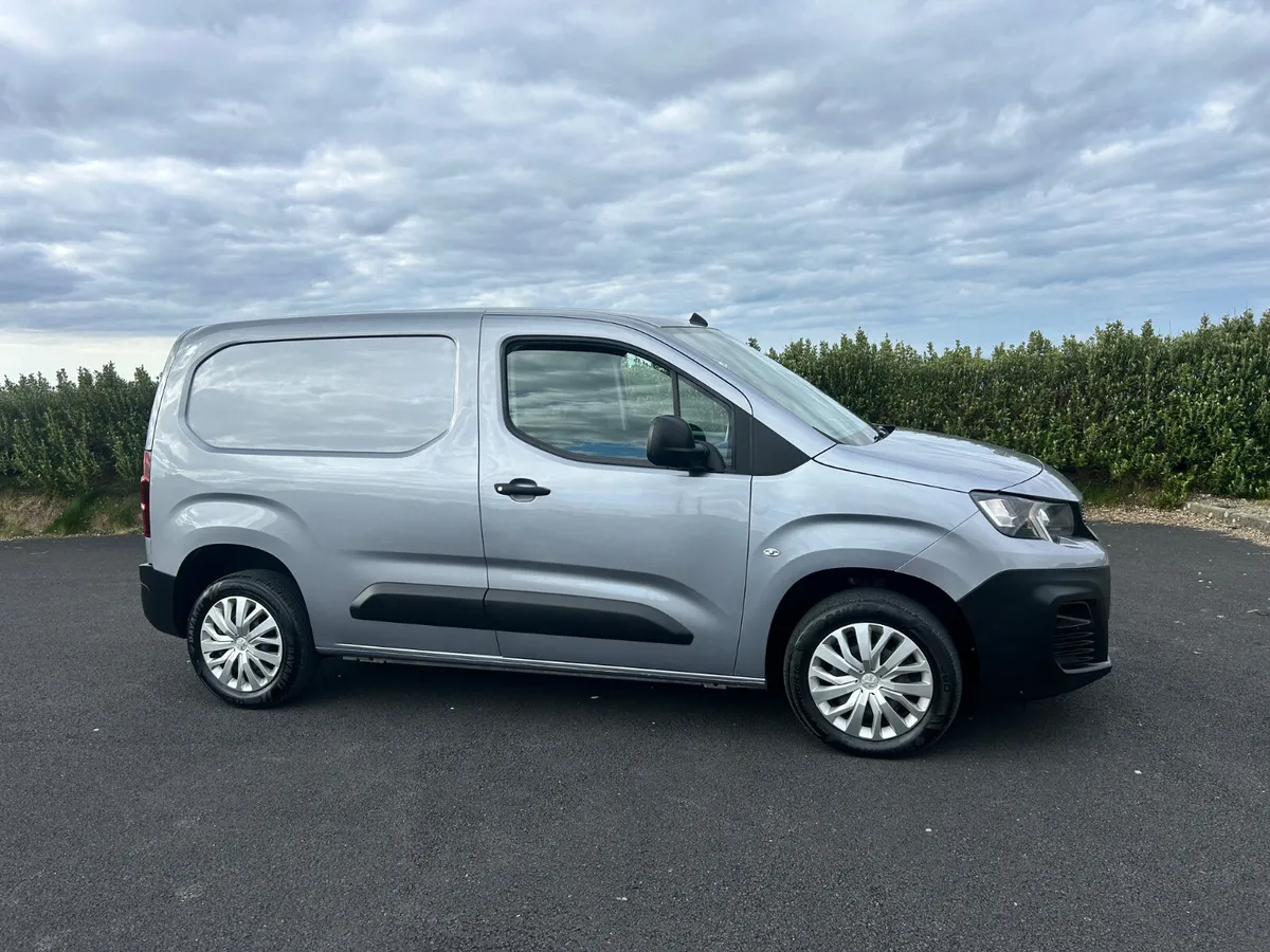 Peugeot Partner Professional 2021  “Top Spec” - Image 2