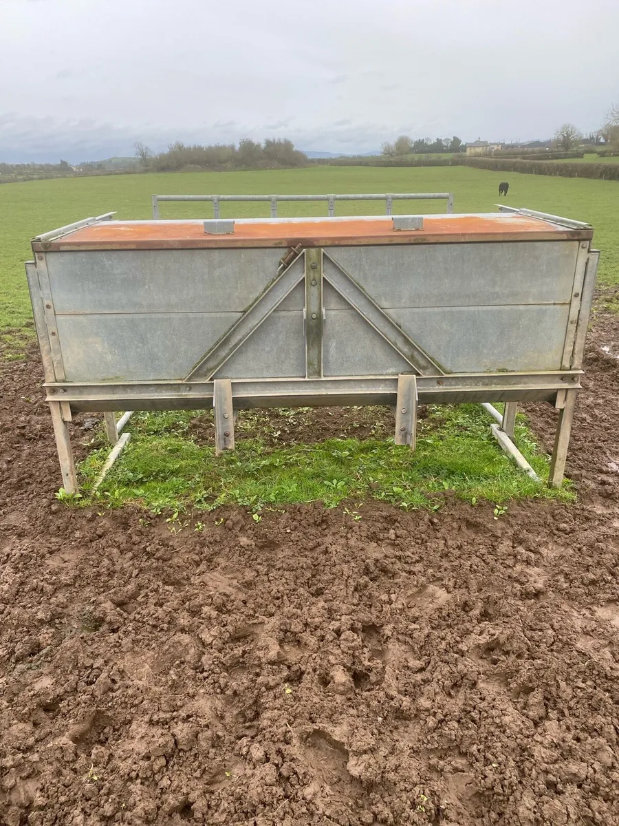 Calves creep feeder - Image 1
