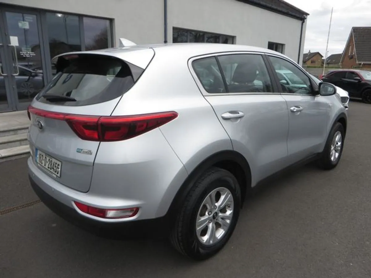Kia Sportage 1.7 Crdi ISG 114BHP 5DR - Image 3