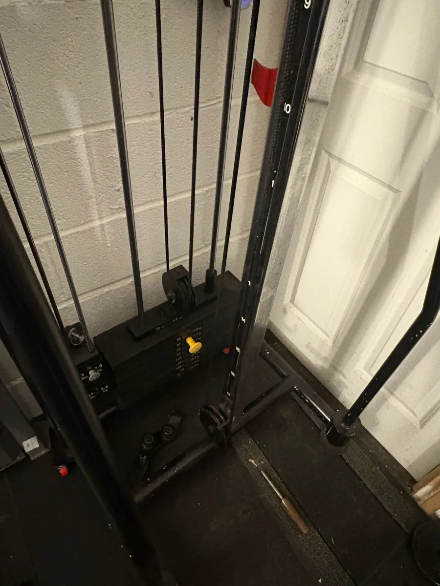 Single stack cable machine - Image 4