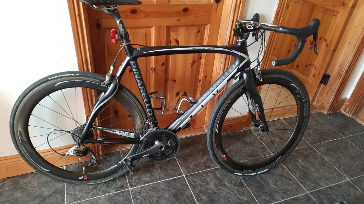 Carbon pinarello size 56 - Image 1