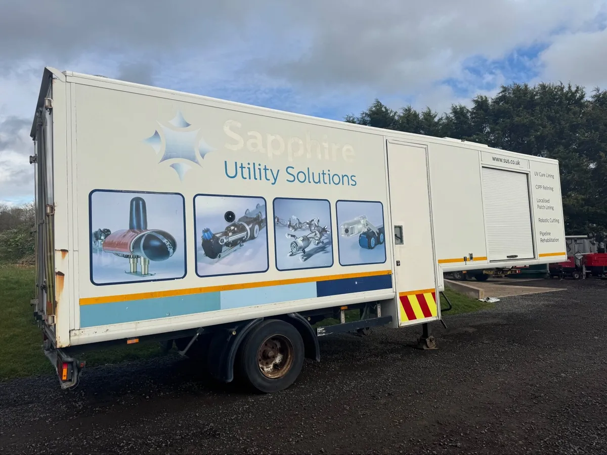 UV Pipe Lining Trailer - Image 1