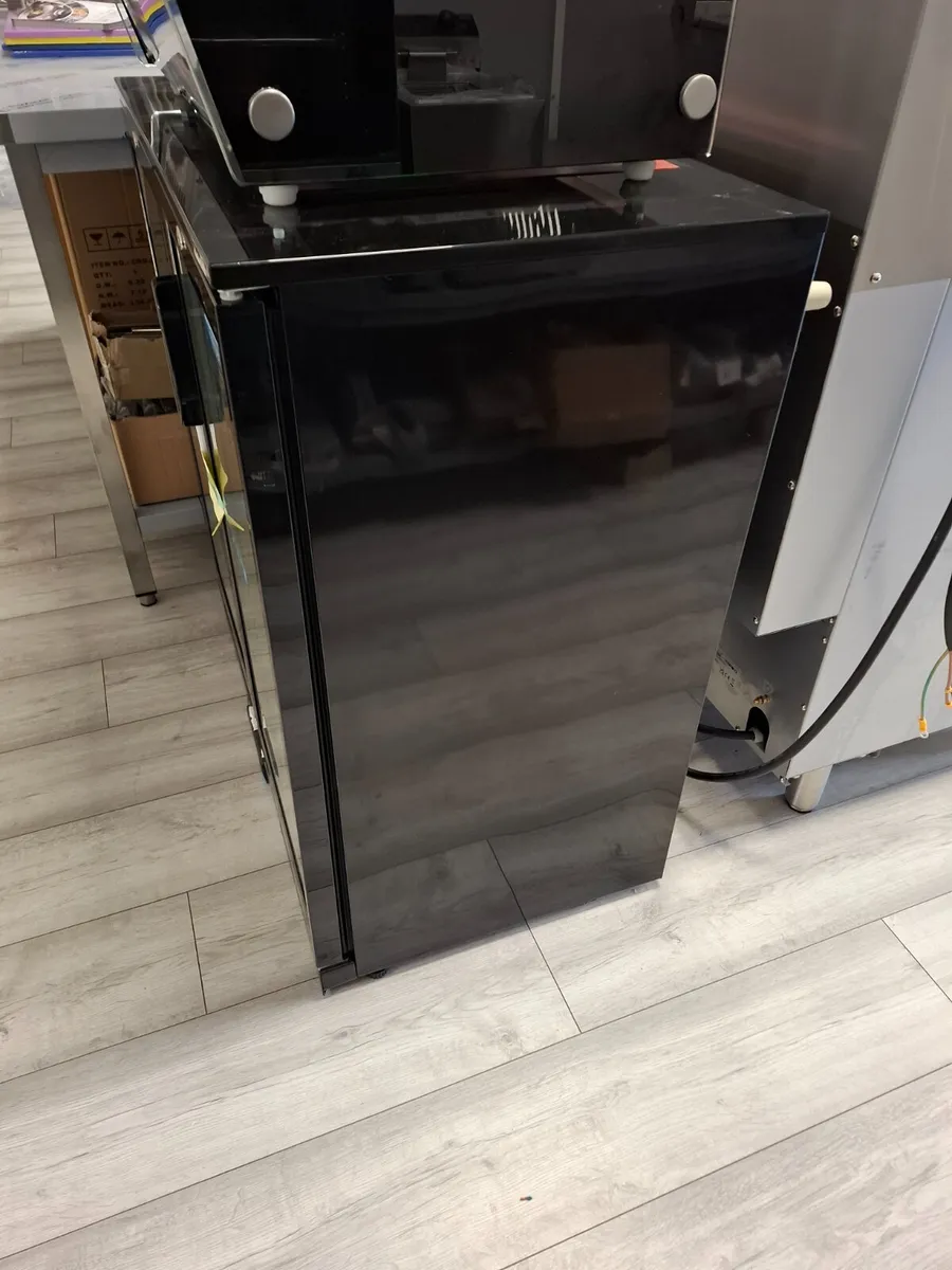Double Door Bar Bottle Cooler - Image 2