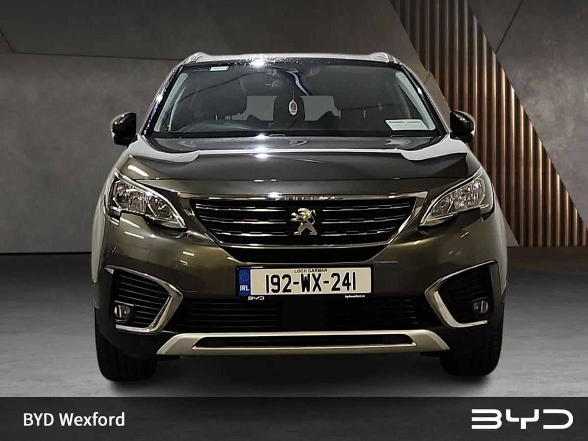 Peugeot 5008 1.5 Bluehdi 130bhp Allure - Image 3