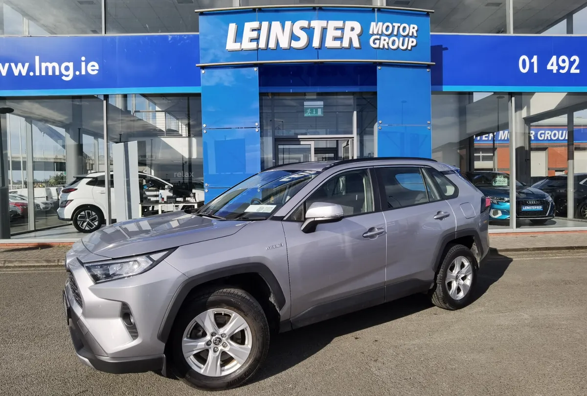 TOYOTA RAV4 2.5 LUNA AUTOMATIC PETROL HYBRID - Image 1