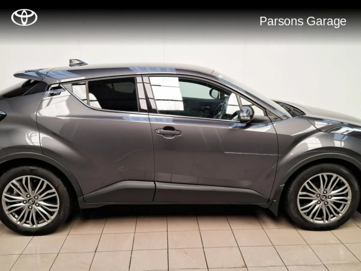 Toyota C-HR C-HR HYBRID SOL - Image 2