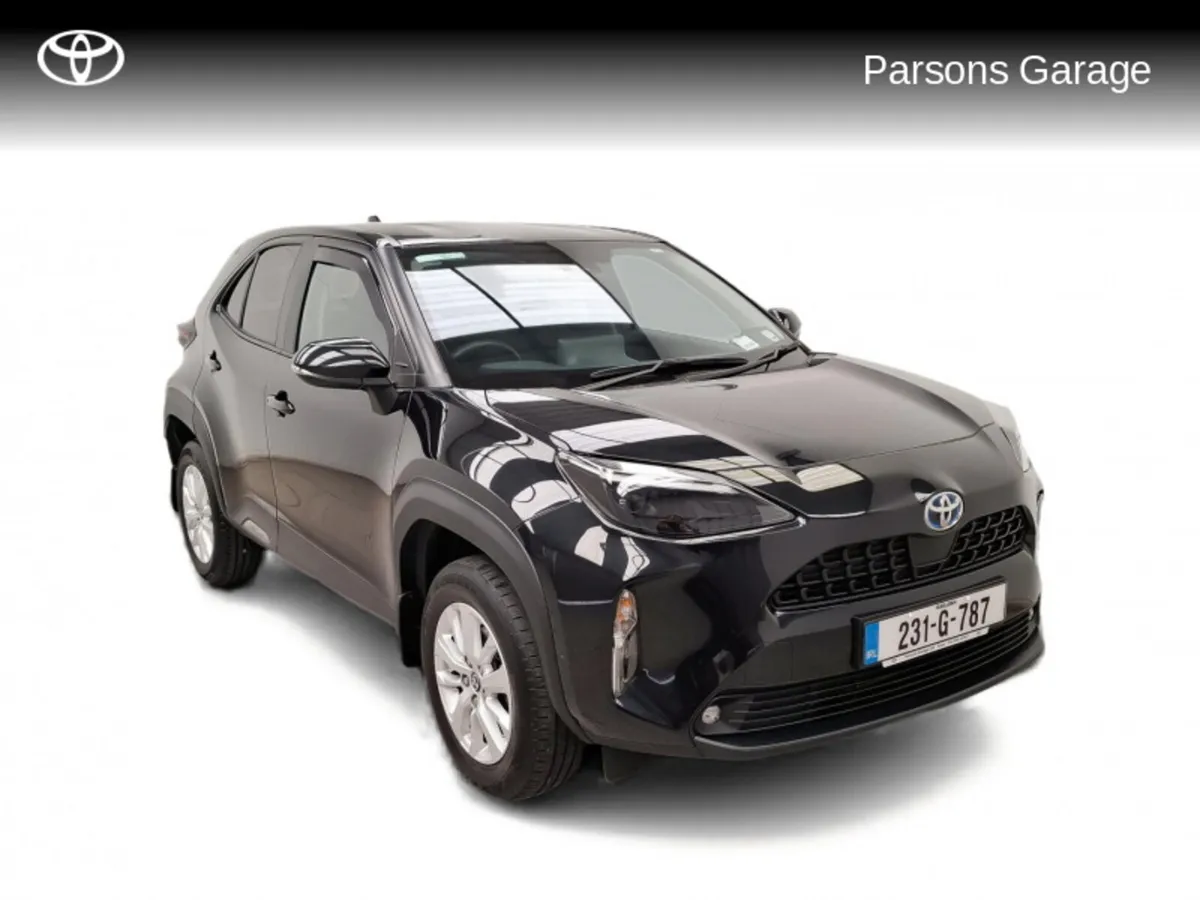 Toyota Yaris CR CROSS LUNA 4DR AUTO - Image 1